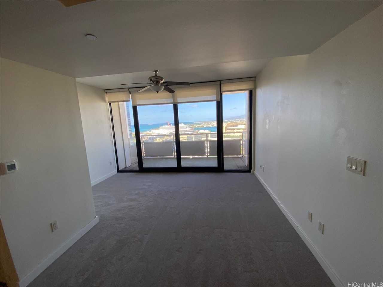 600 Queen St #2106 - Photo 4 of 13