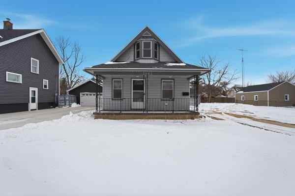 2642 124th St - Photo 3 of 38