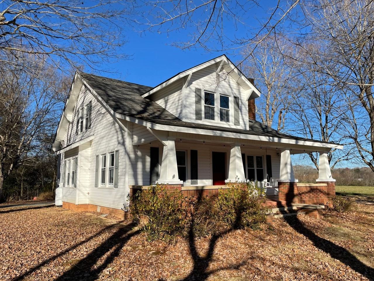 2181 Mamie May Rd - Photo 3 of 32