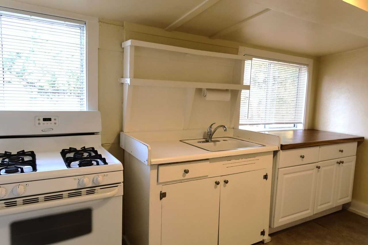 001-12 - Photo 7 of 22