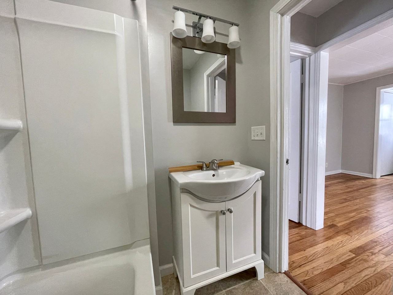 2609 Amherst Ave - Photo 7 of 12