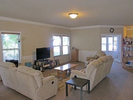 7411 Dartmoor Ct - Photo 5 of 11