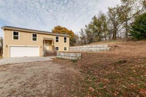 featured image of 307 3rd St