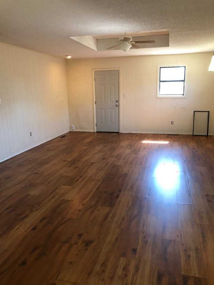 3448 W Sylvania St Apt B - Photo 3 of 7