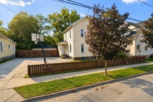 217 Seward Ave NW - Photo 1 of 1