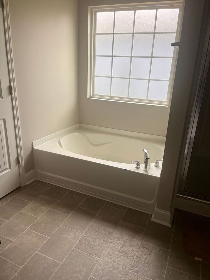 128 Brasher Dr - Photo 6 of 10