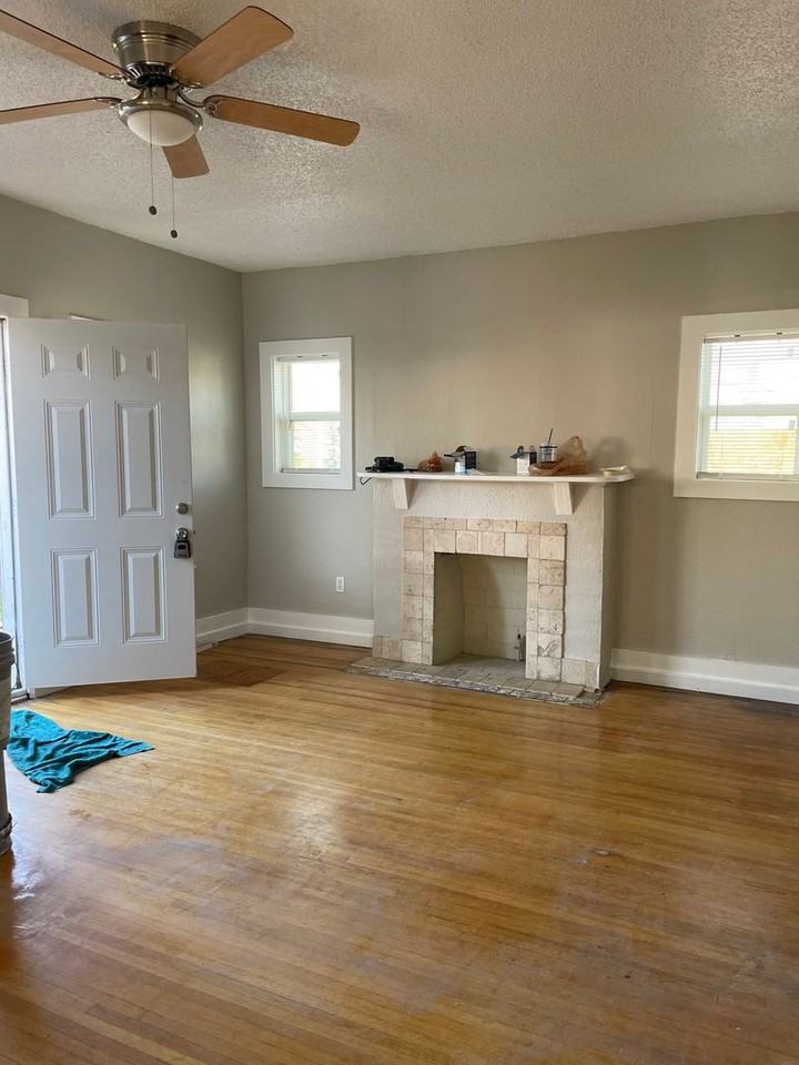 2301 17th St - Photo 3 of 23