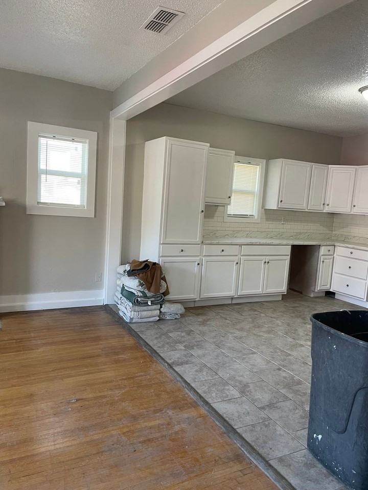 2301 17th St - Photo 6 of 23