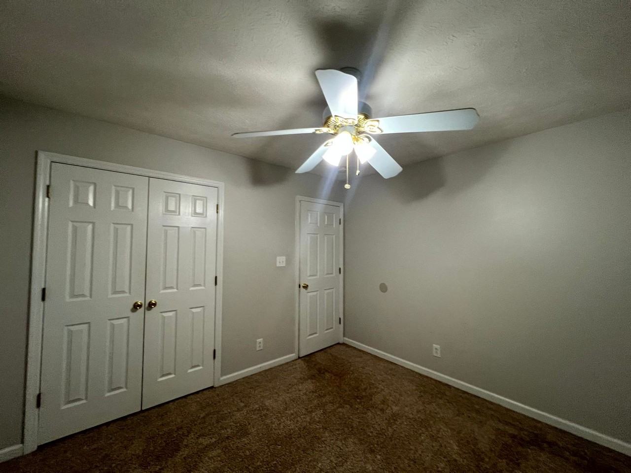 7112 Overland Ct - Photo 6 of 9