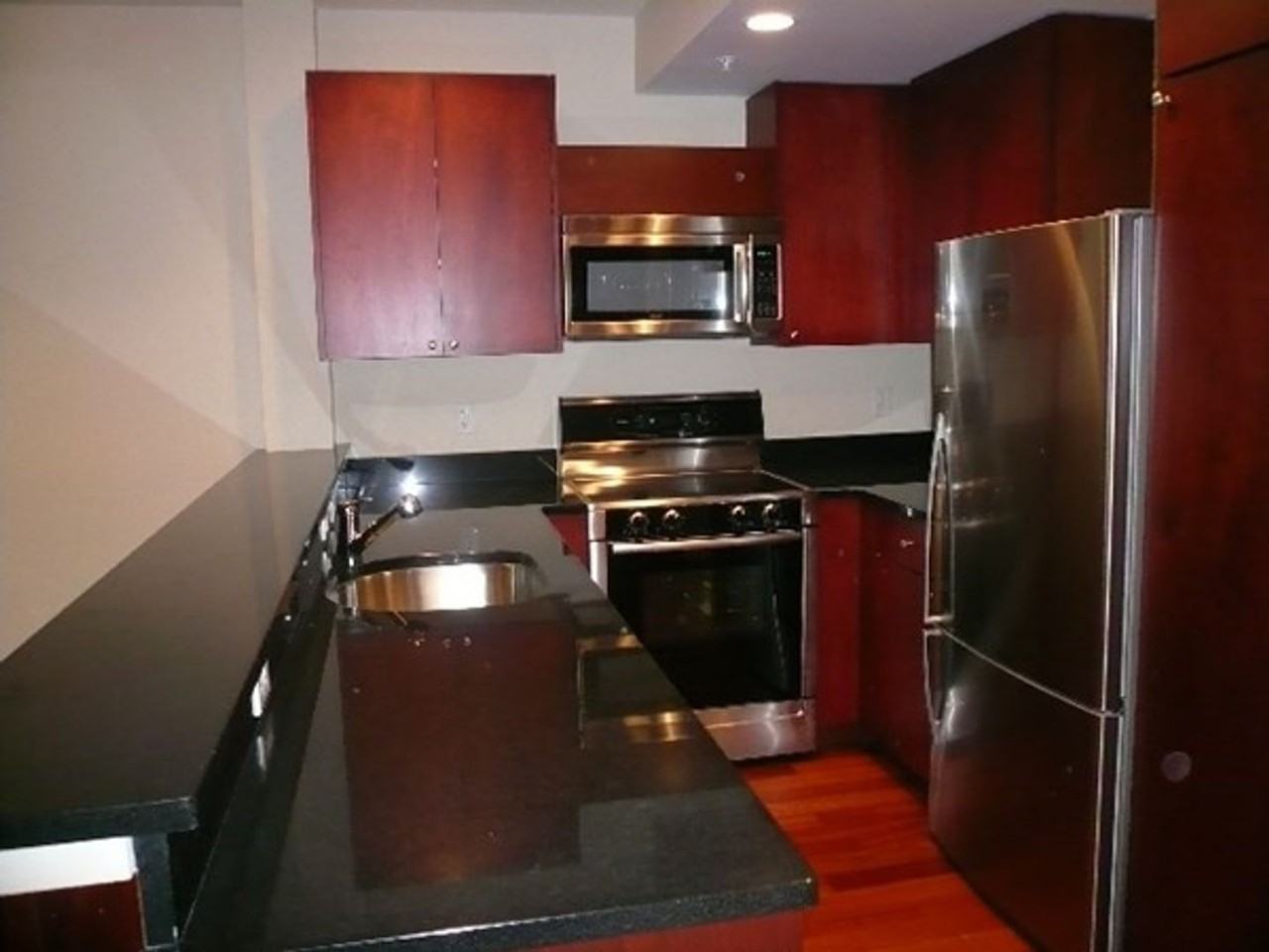 533 Cambridge St #212