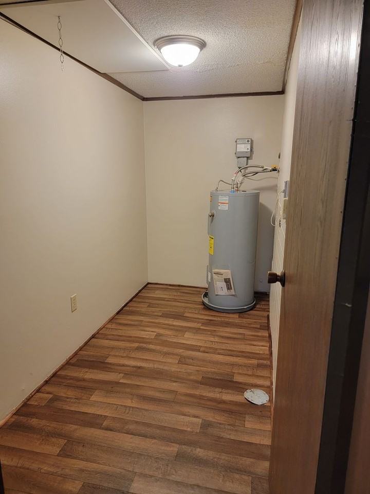 Pine Hill Places - Photo 5 of 8