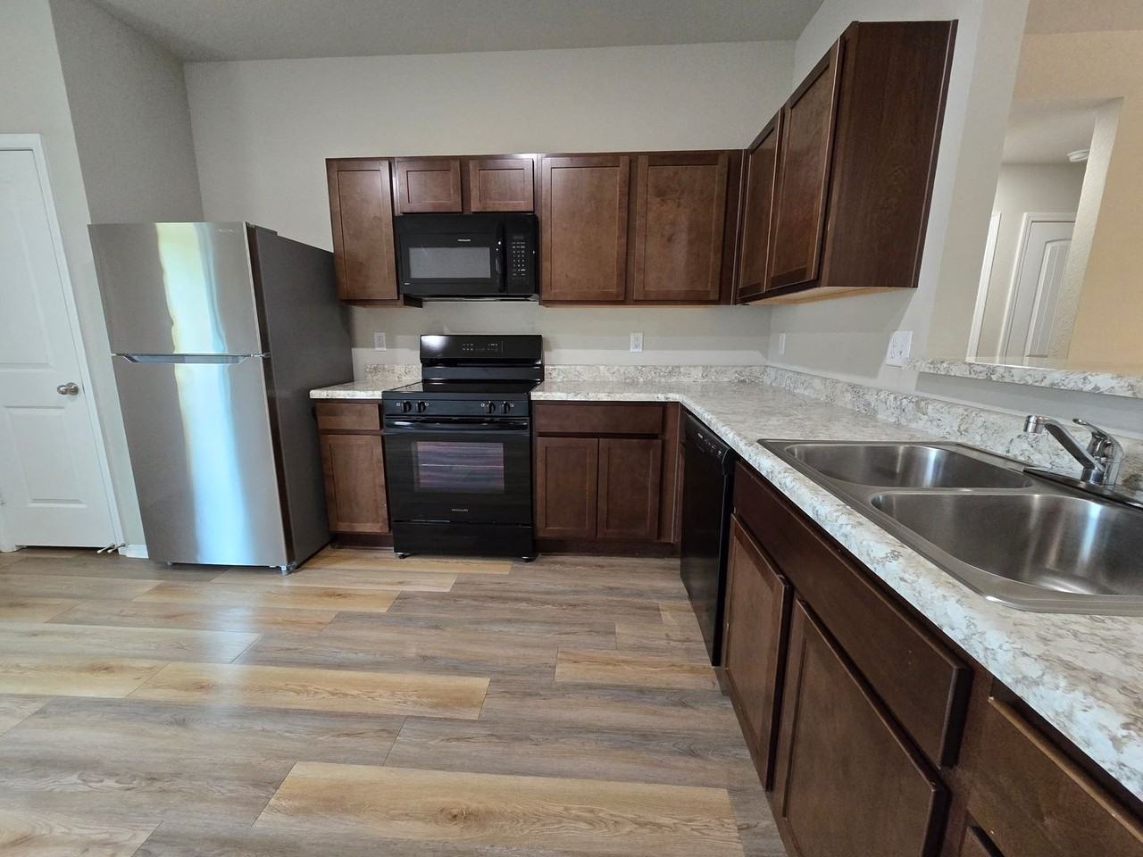 4520 Olympic Dr - Photo 3 of 13