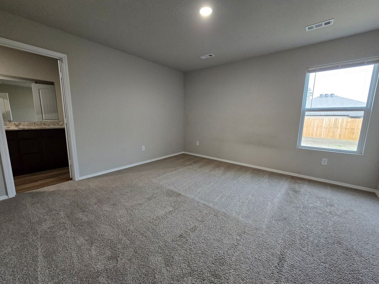 4520 Olympic Dr - Photo 5 of 13