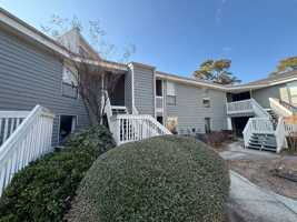 featured image of 728 Azalea Dr