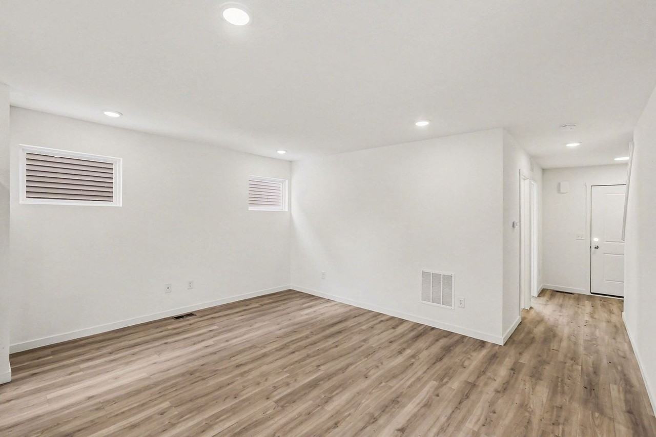 6155 Tigris Ave - Photo 6 of 25