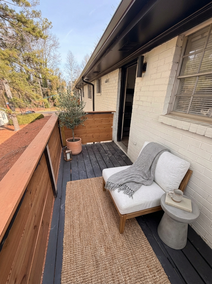 ❤️Fall in Love With Where You Live at Skye at East Lake I❤️ - Photo 7 of 26