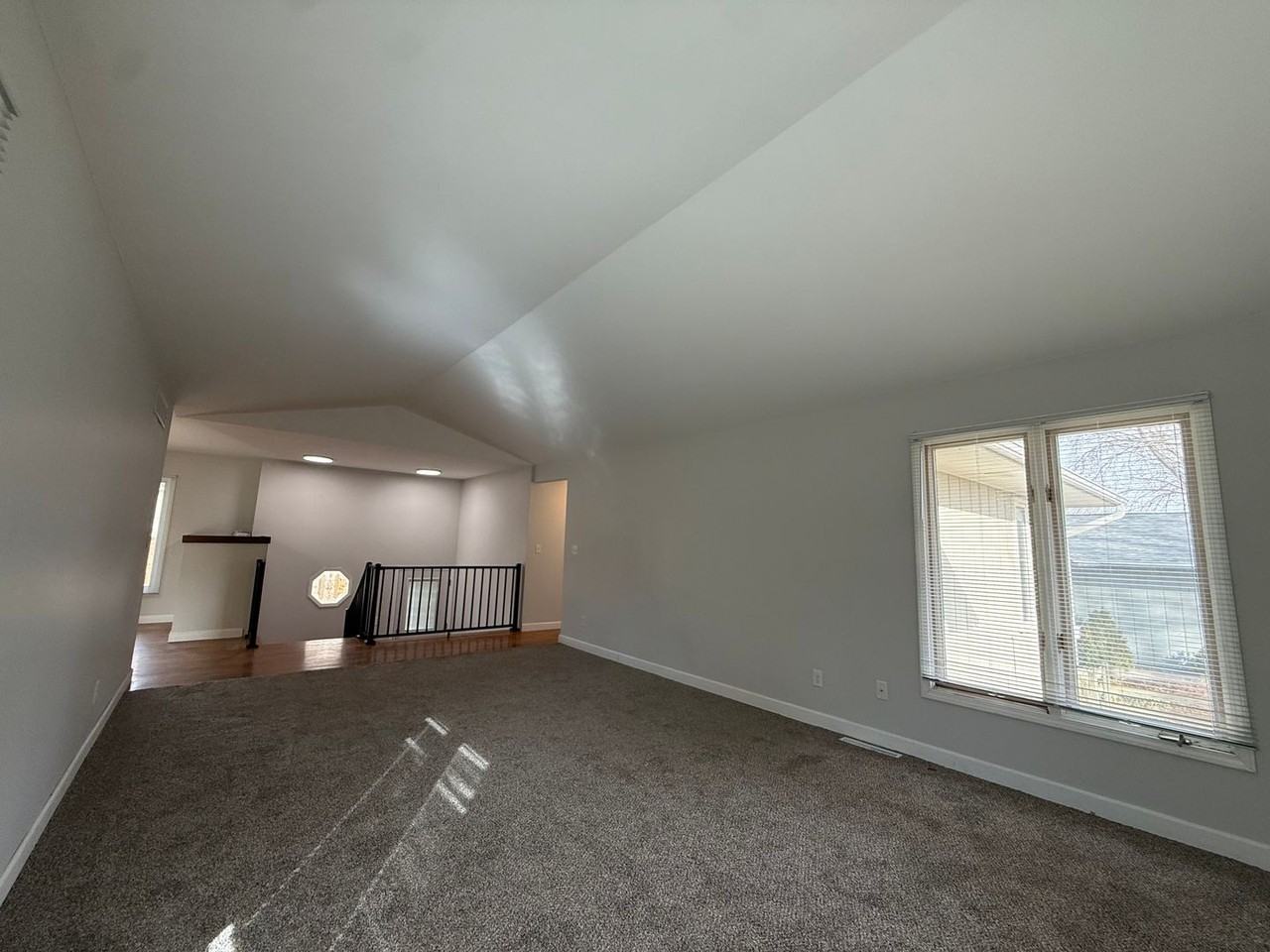 53 Penfro Dr - Photo 3 of 27