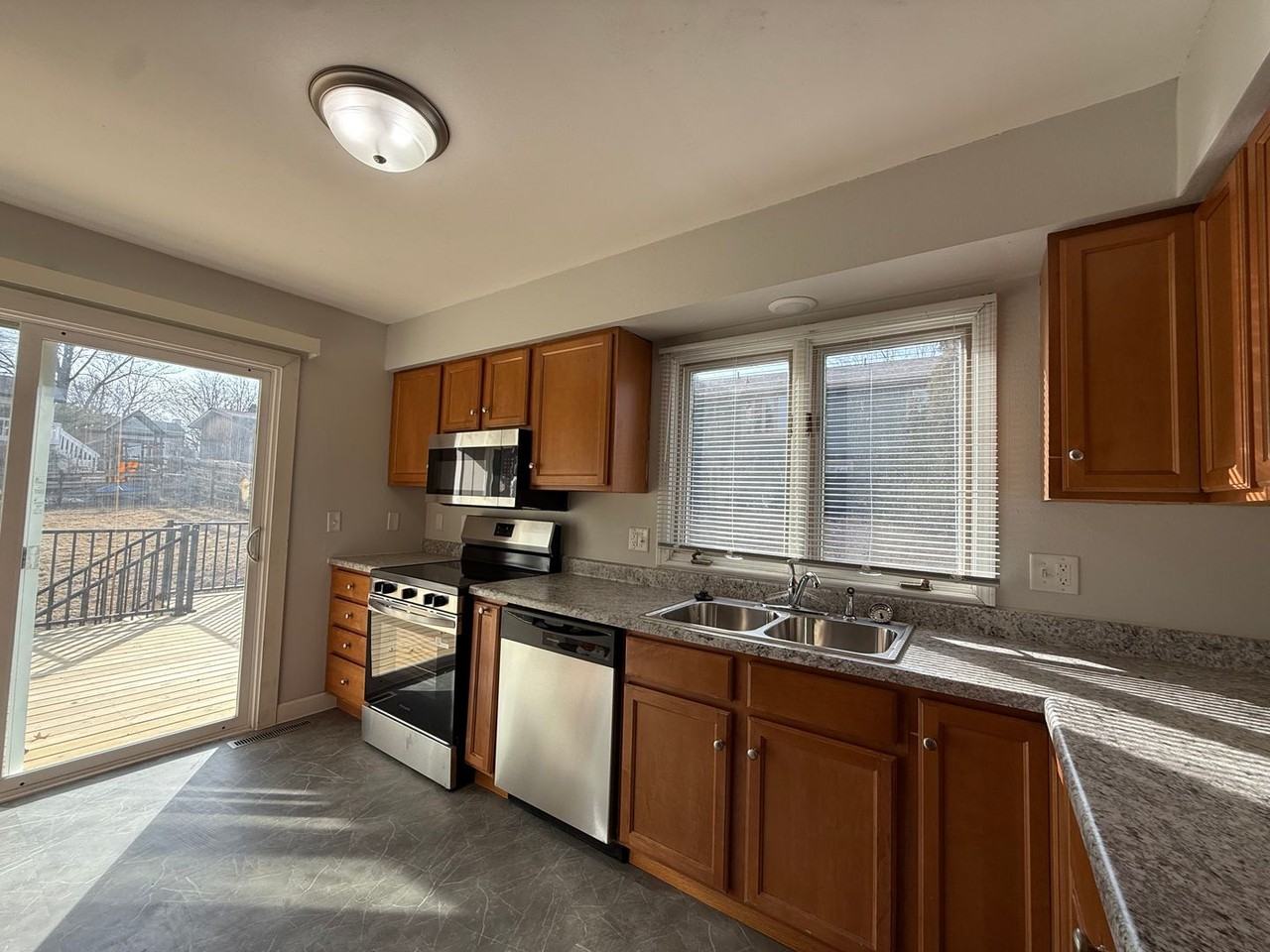 53 Penfro Dr - Photo 5 of 27