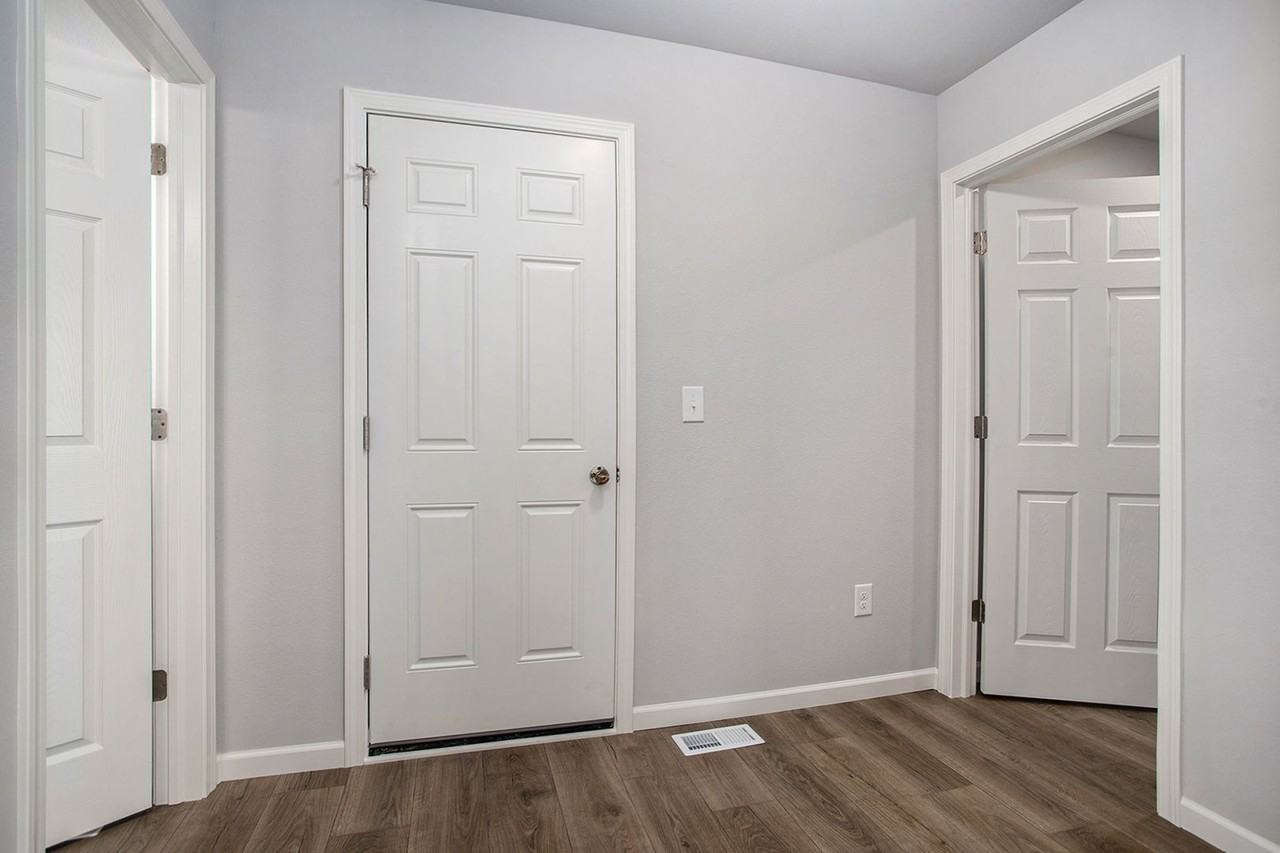 1314 Forest View Dr - Photo 7 of 20