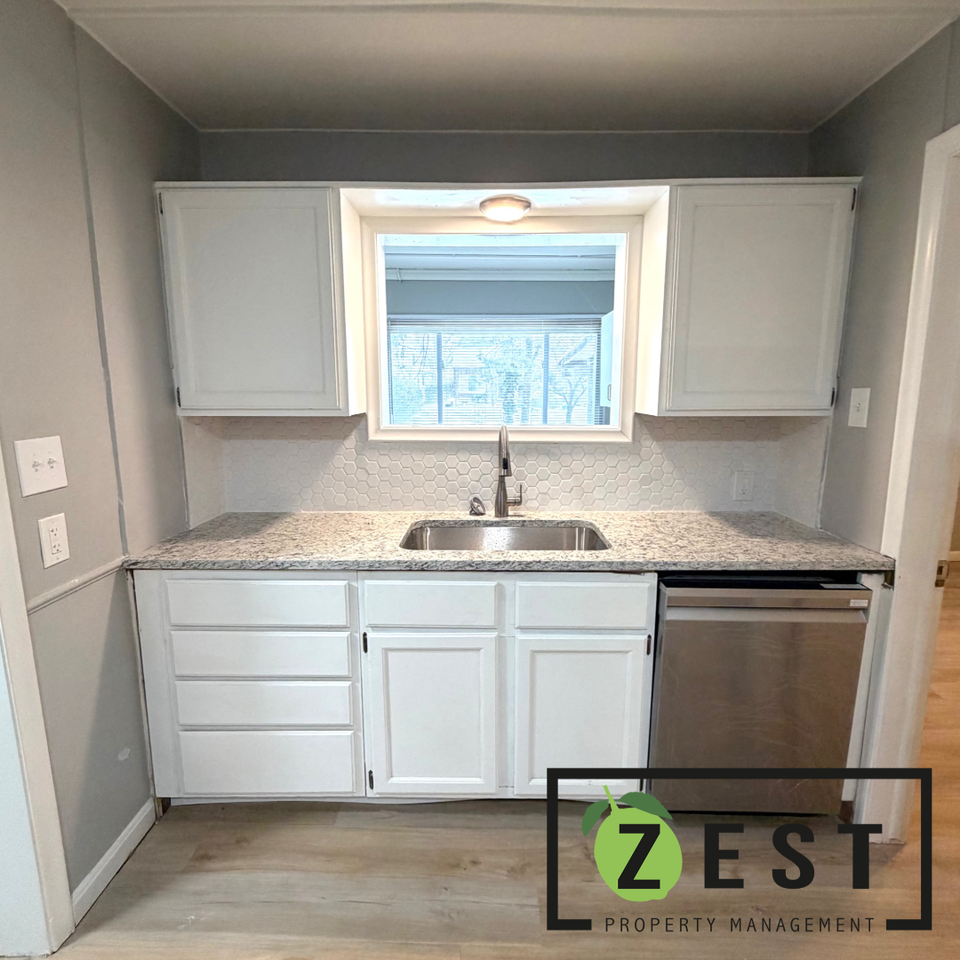 2175 Ridgemont Rd - Photo 5 of 17