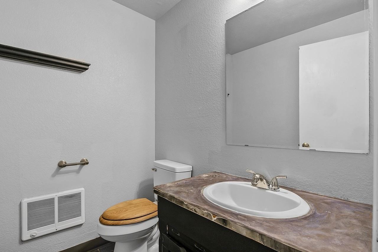 Building #1 - Photo 4 of 20