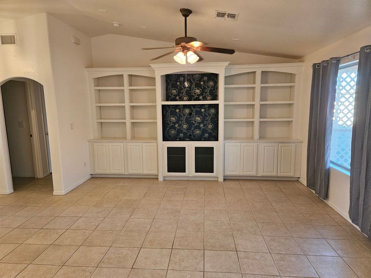 5665 S Pyramid Lake Ct - Photo 6 of 18