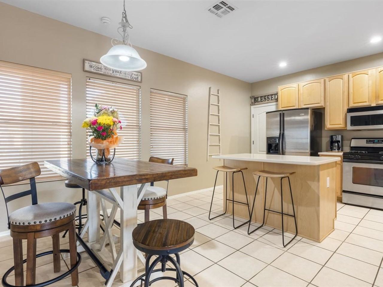 6186 S Wheaton Dr - Photo 6 of 28