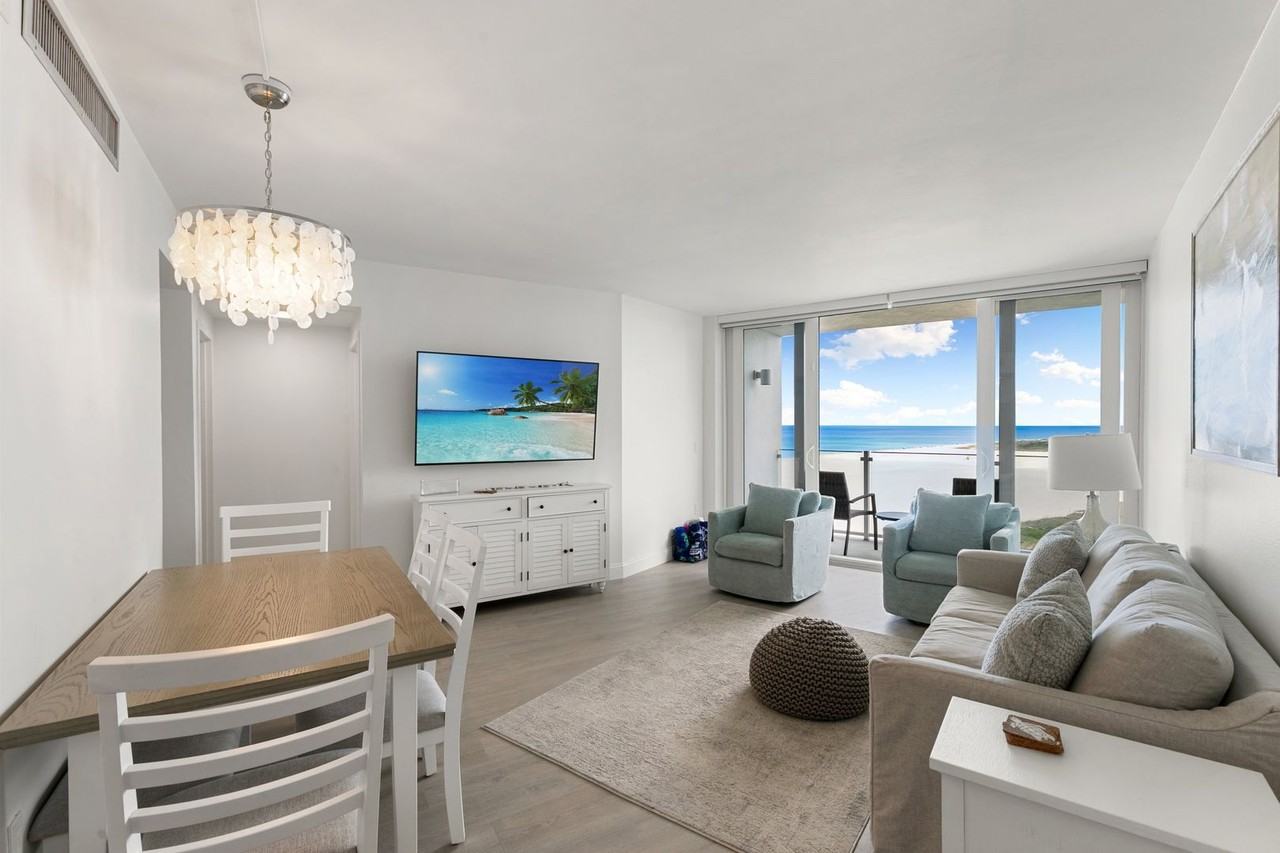 58 N Collier Blvd - Photo 4 of 33