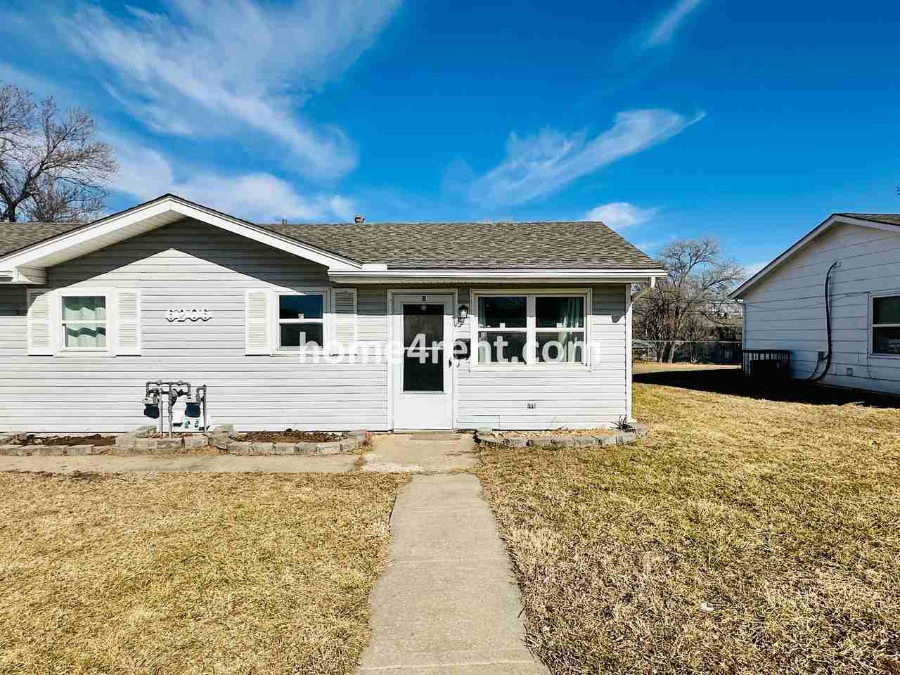 6206 E 154th Ter #B - Photo 3 of 22