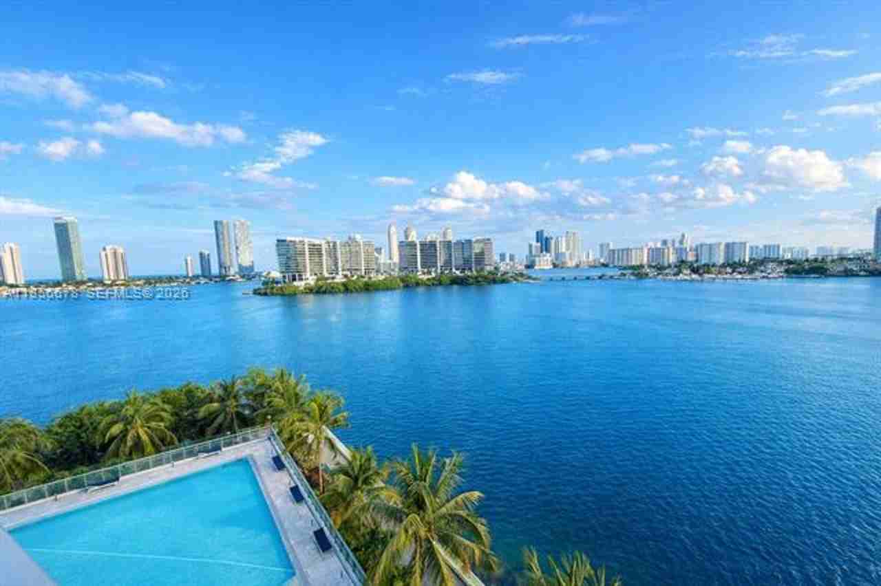 3300 Ne 188th St #614 - Photo 4 of 44