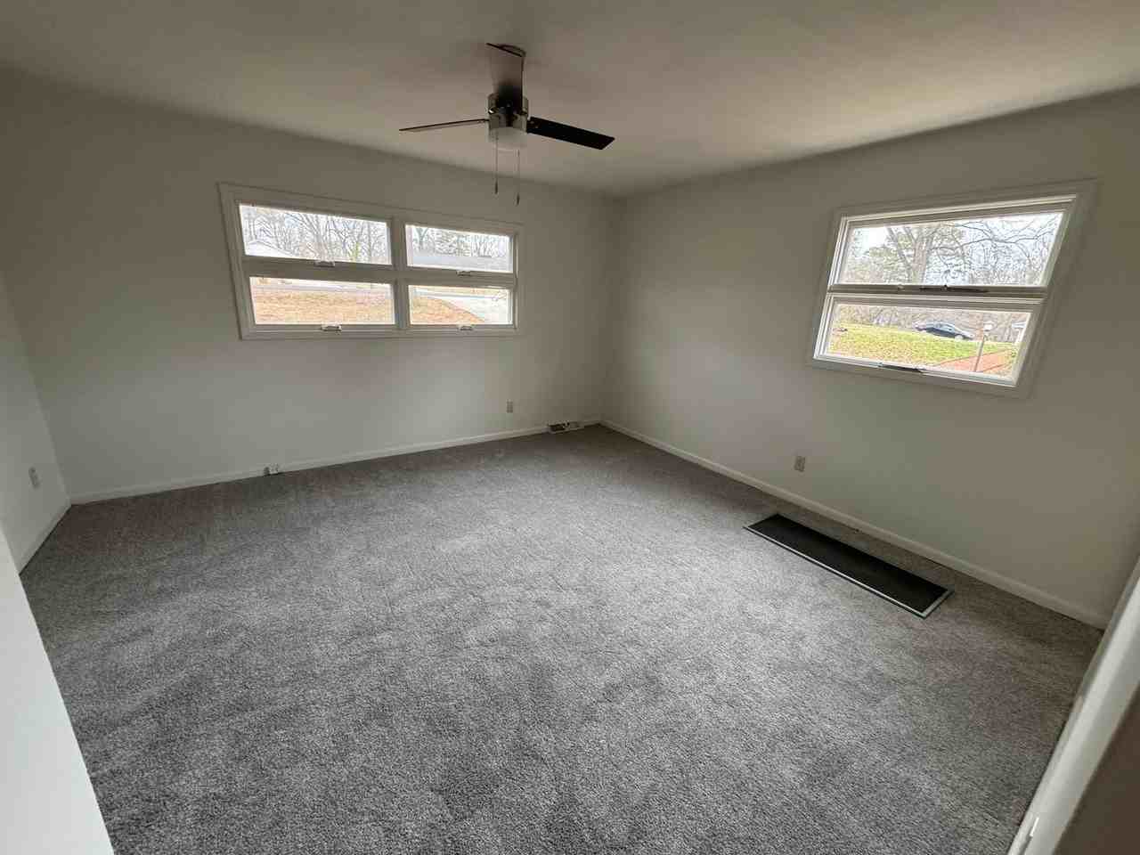 1823 Amberhill Ln - Photo 6 of 15