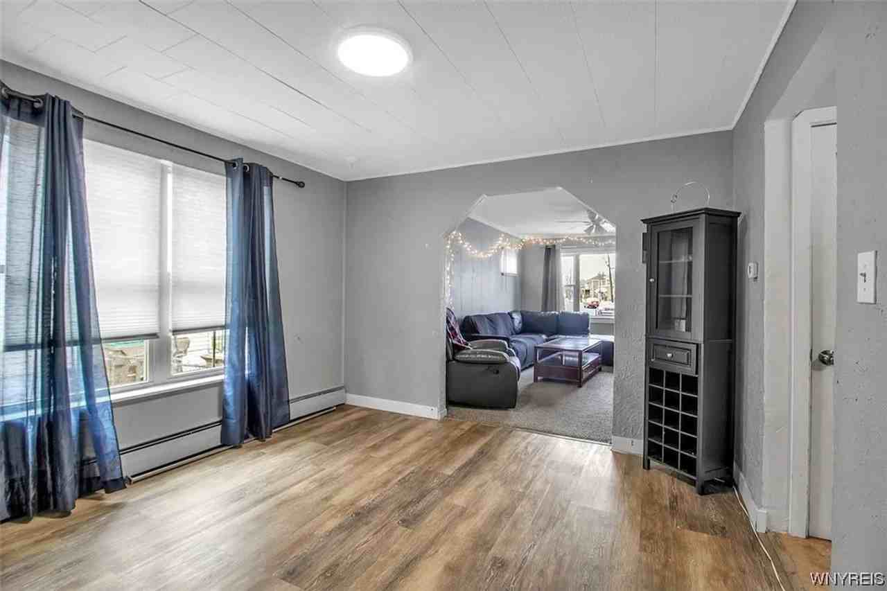 11 Kaufman Dr - Photo 7 of 17