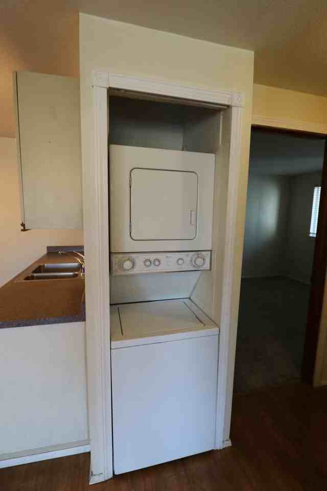 707 N 130th St #B304 - Photo 7 of 17