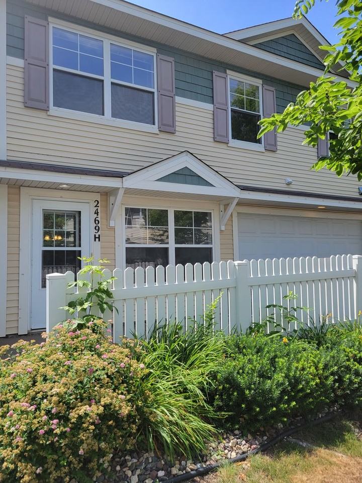 2469 Dawes Pl #H - Photo 2 of 41