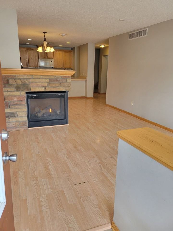 2469 Dawes Pl #H - Photo 4 of 41