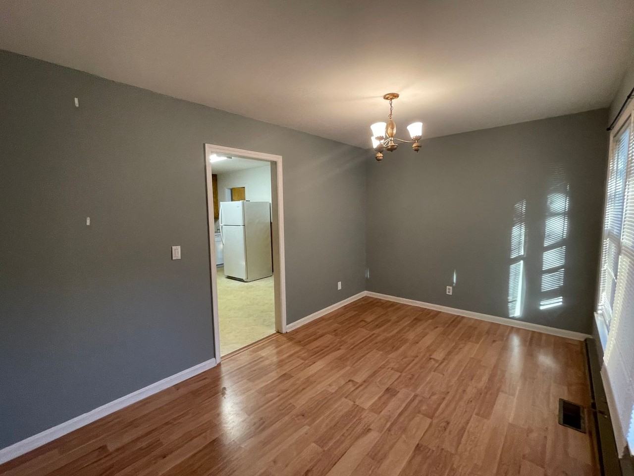 1634 Hamilton Ave - Photo 2 of 13