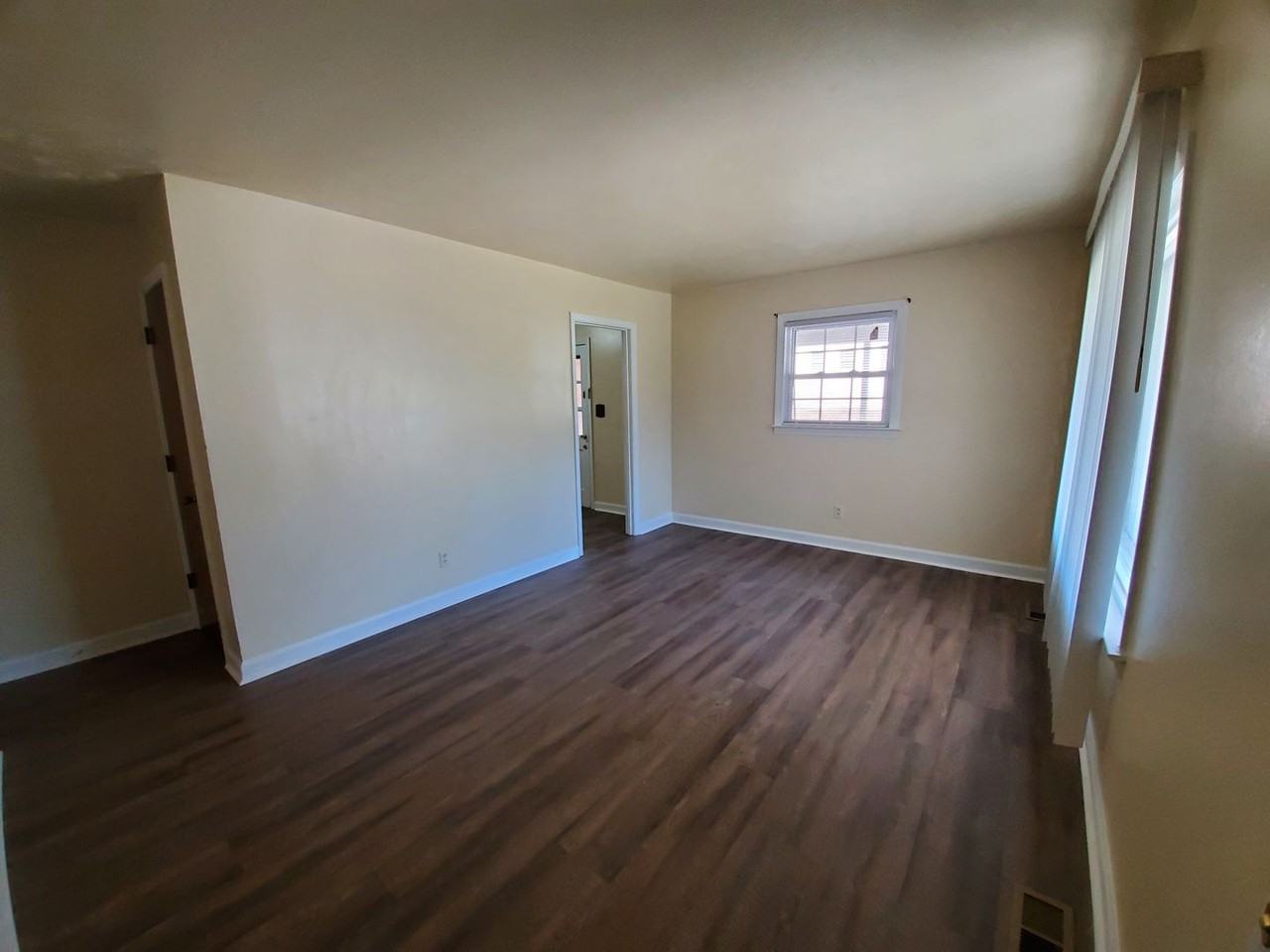 7314 Hyannis Dr - Photo 2 of 18