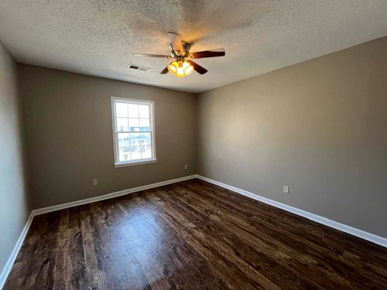 3361 Coachouse Cv - Photo 5 of 14