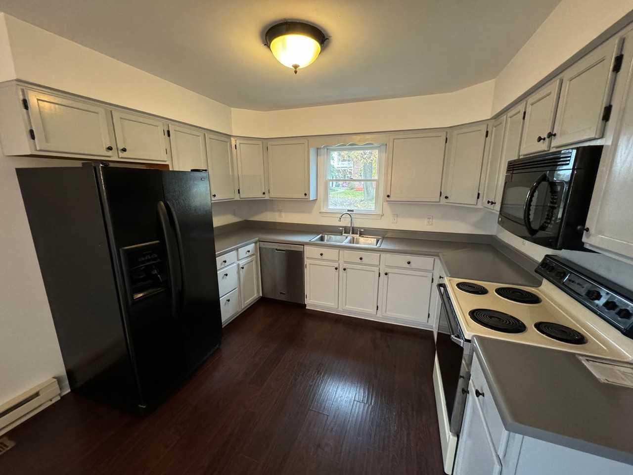 6970 Church Rd - Photo 3 of 13