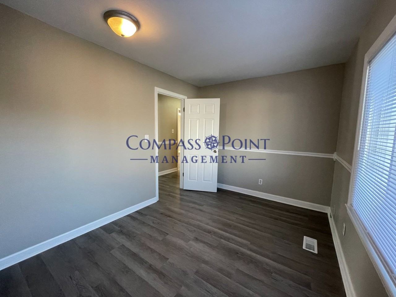 234 Broadview Dr - Photo 7 of 17