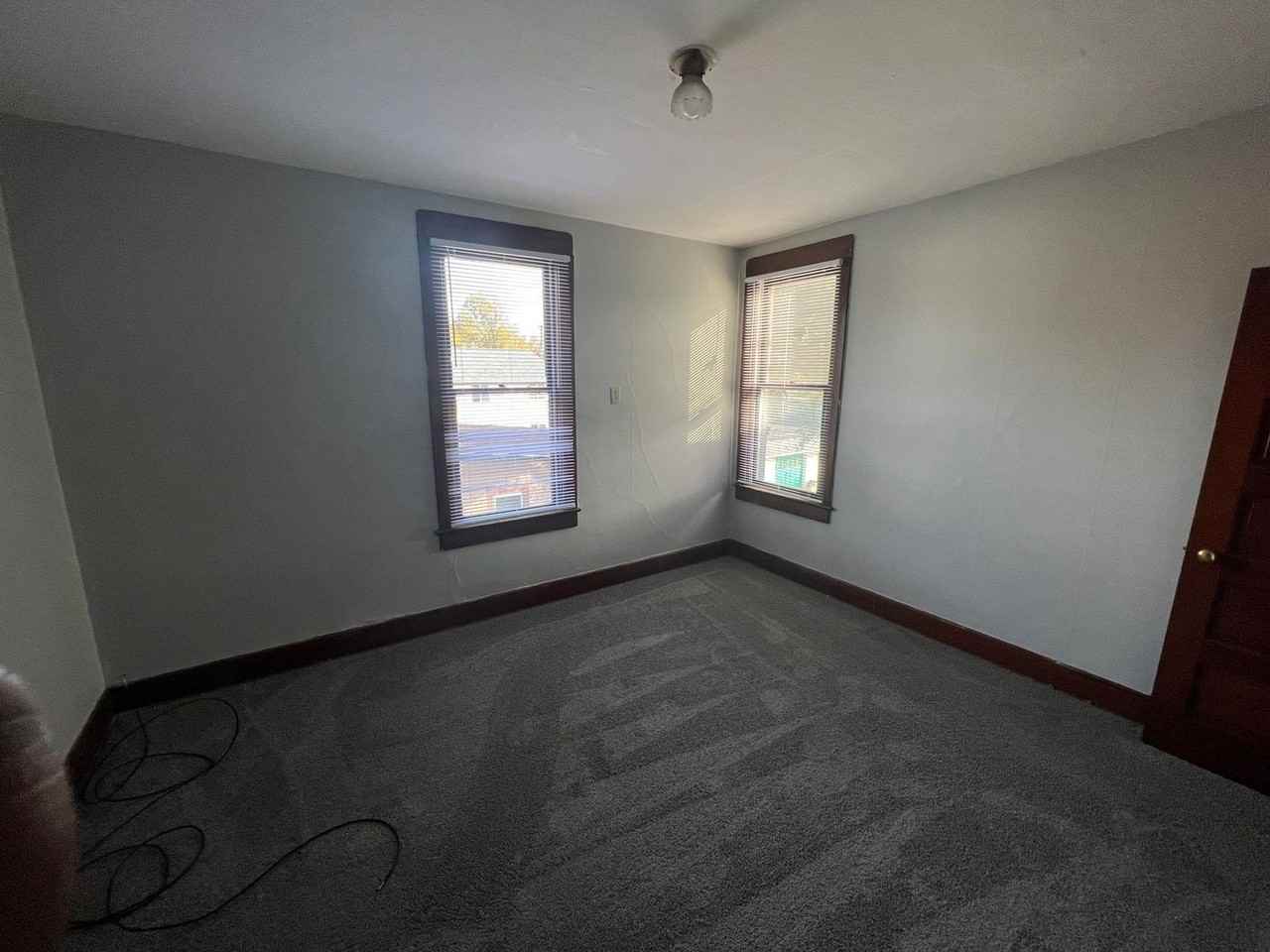 1621 W Jackson St (Wynn Funds LLC) - Photo 7 of 8