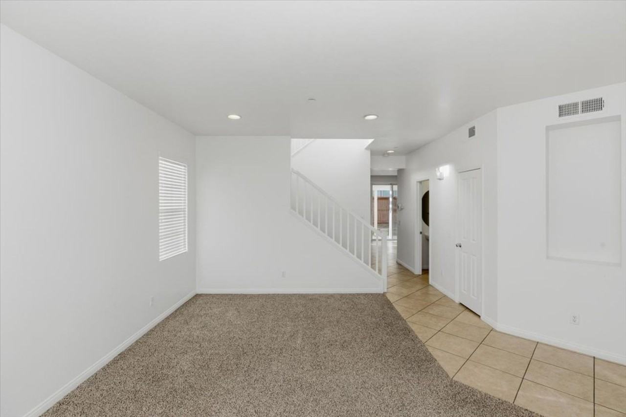 1795 Yvonne Ct - Photo 5 of 14