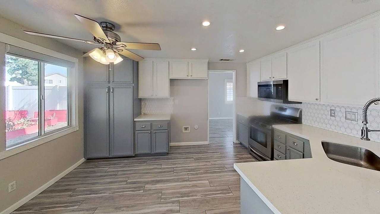 15108 Ficus St - Photo 5 of 26