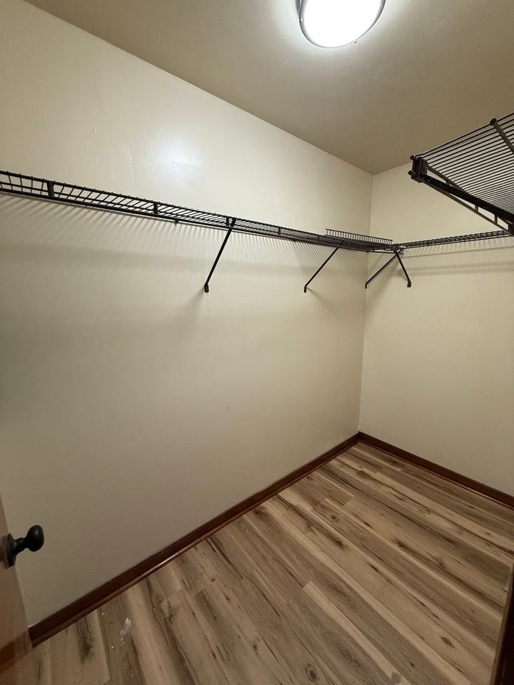 8250 Governor Dr - Photo 6 of 22