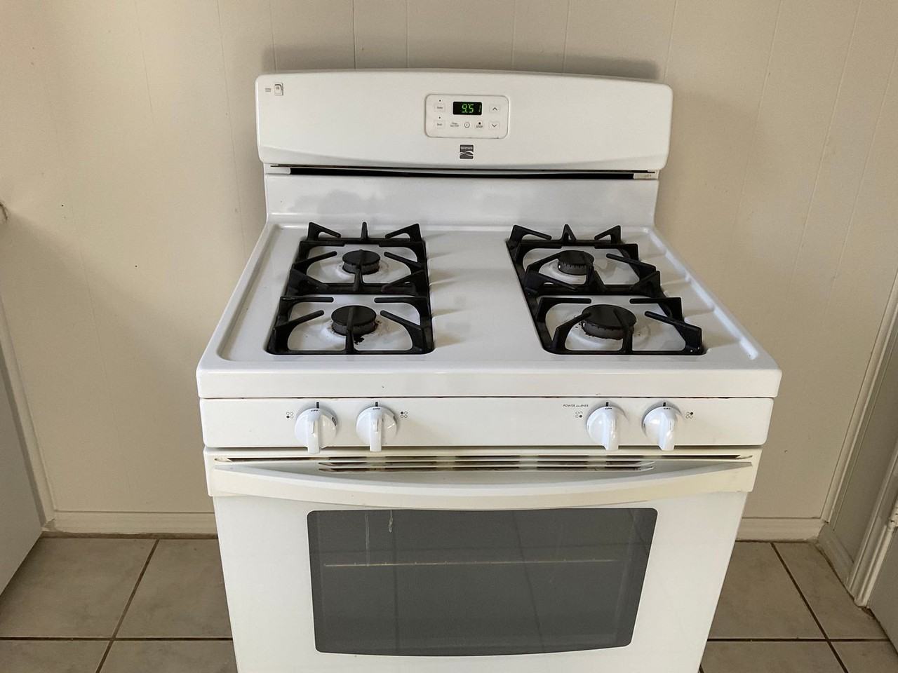 2304 Doris Ave - Photo 6 of 10