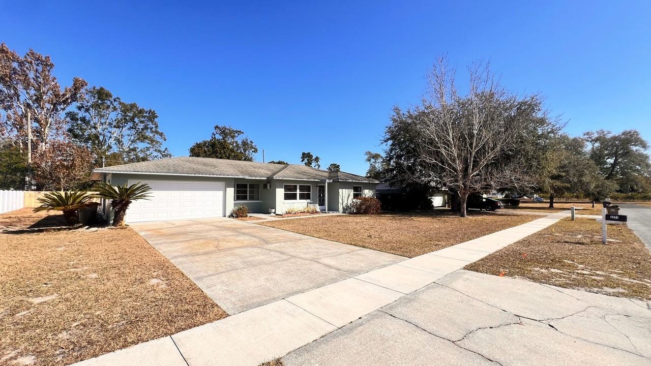 2271 Northland Rd - Photo 6 of 50