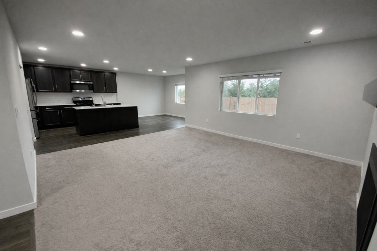 8549 54th St Ne - Photo 4 of 27