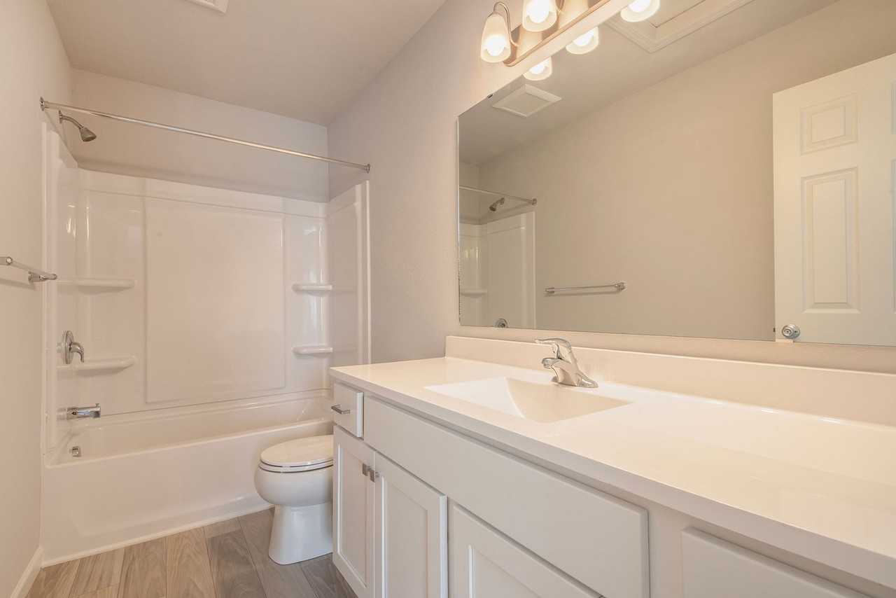 1402 Ridgeview Dr - Photo 6 of 18