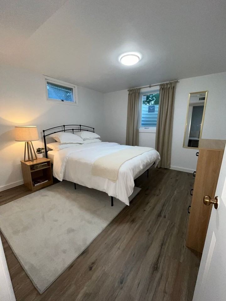 2153 Fair Park Dr - Photo 2 of 3