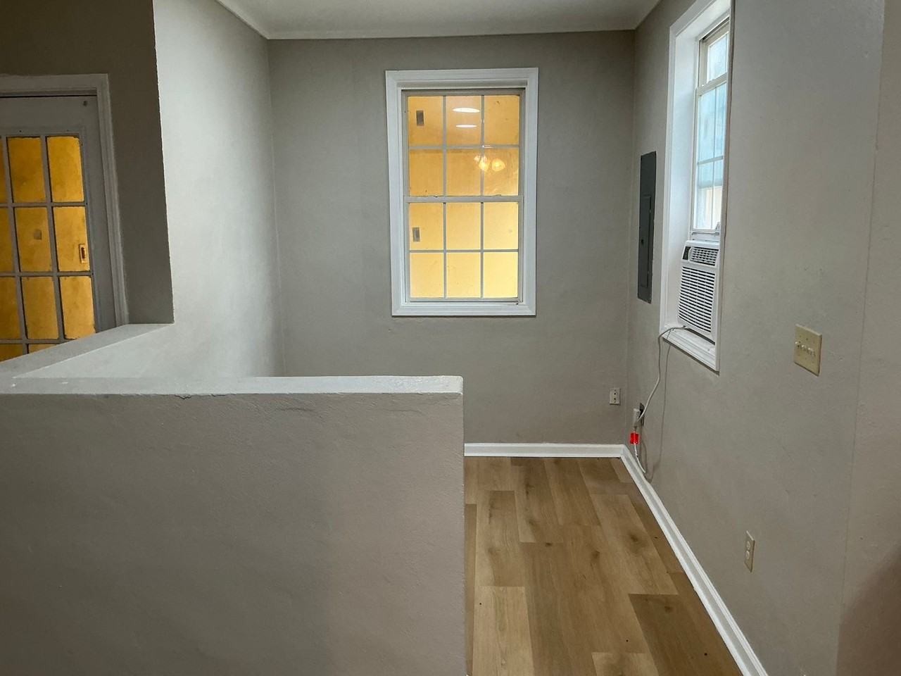 1407 Pine St - Photo 5 of 13